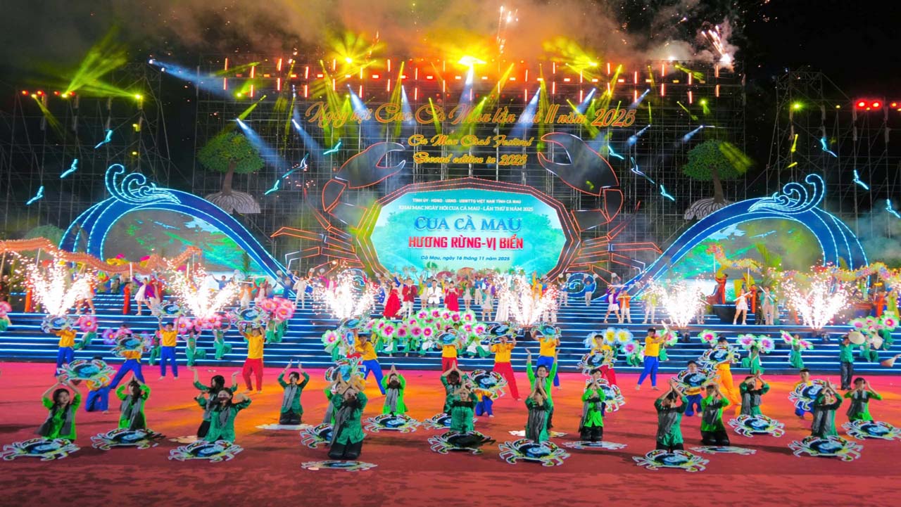 Khai mạc ngày hội cua cà mau